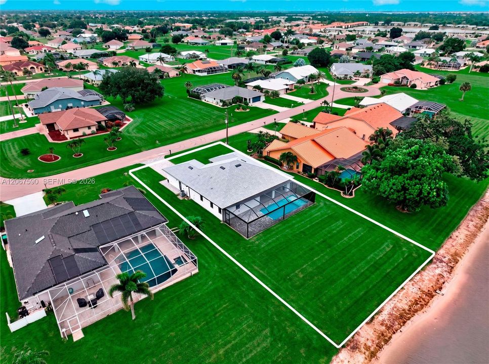 For Sale: $629,000 (4 beds, 3 baths, 2041 Square Feet)