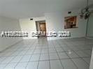 For Rent: $2,350 (2 beds, 2 baths, 910 Square Feet)