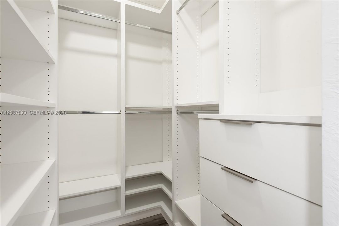 Walk-in Closets