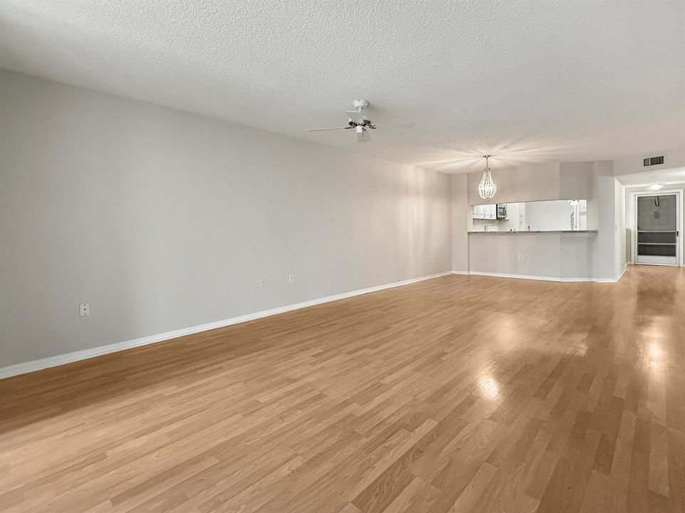Living/Dining room