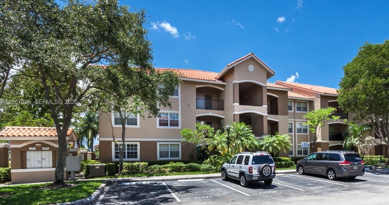 For Rent: $1,900 (1 beds, 1 baths, 690 Square Feet)
