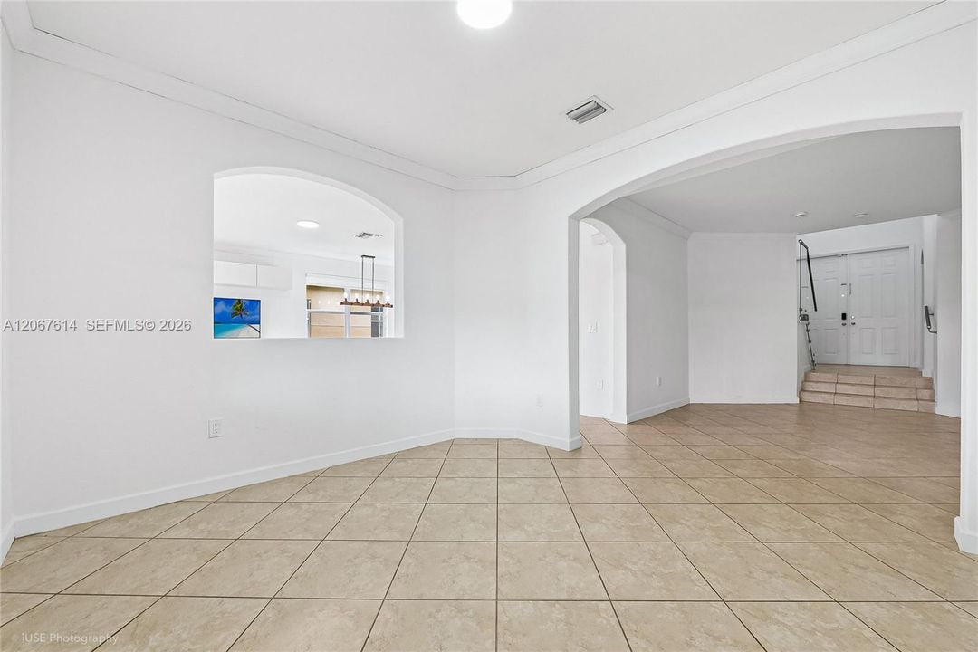 For Sale: $825,000 (4 beds, 2 baths, 2217 Square Feet)