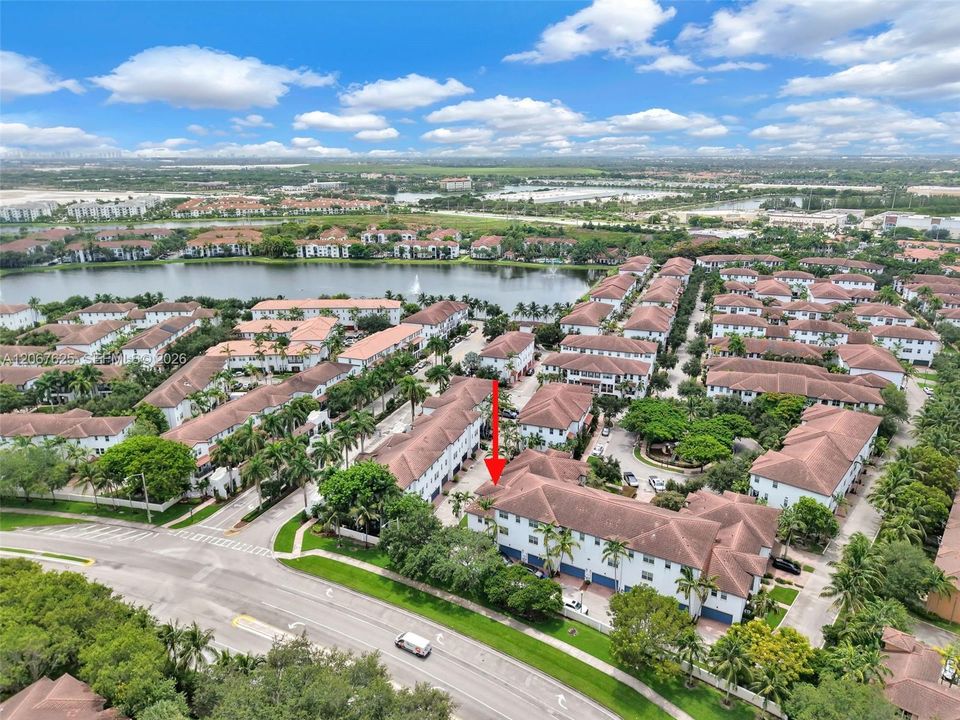 For Rent: $3,500 (3 beds, 3 baths, 1782 Square Feet)