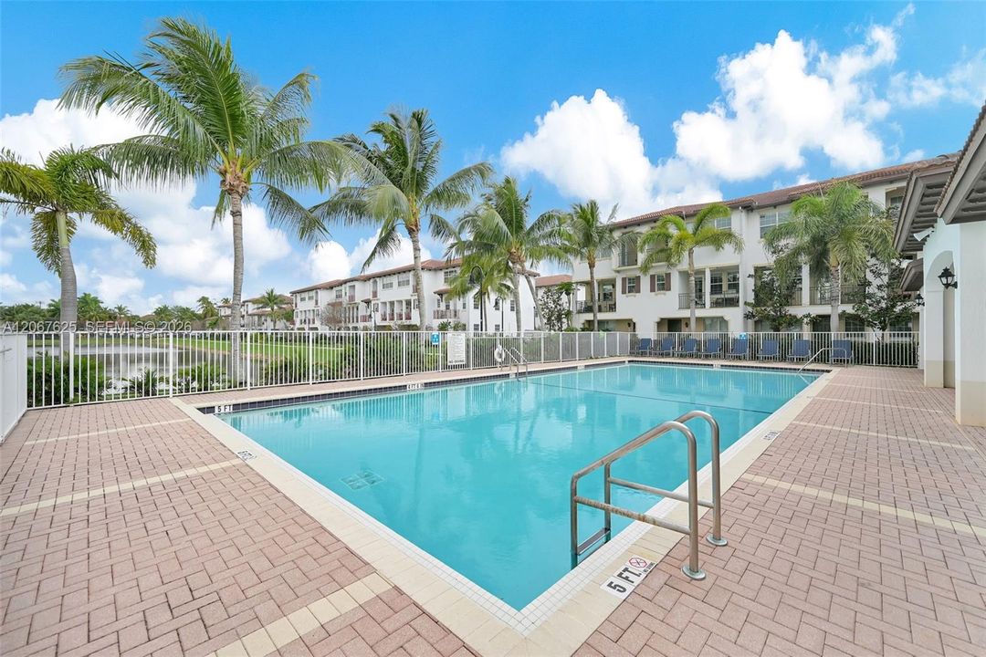 For Rent: $3,500 (3 beds, 3 baths, 1782 Square Feet)
