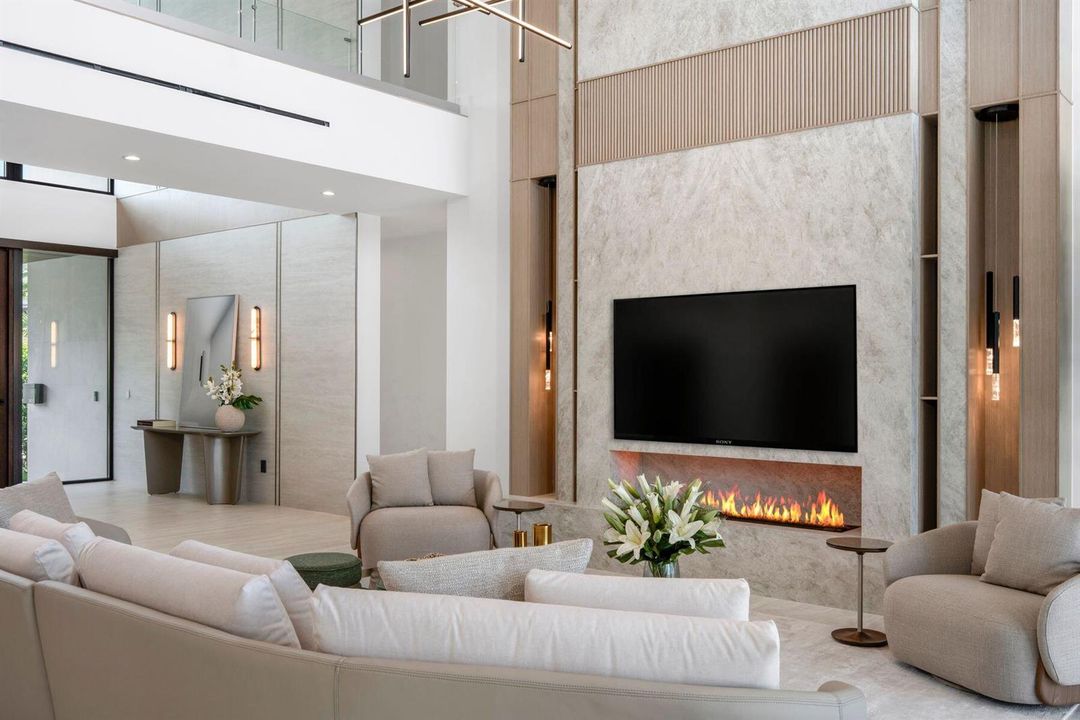 2400 Barcelona Dr_1oakstudios_11
