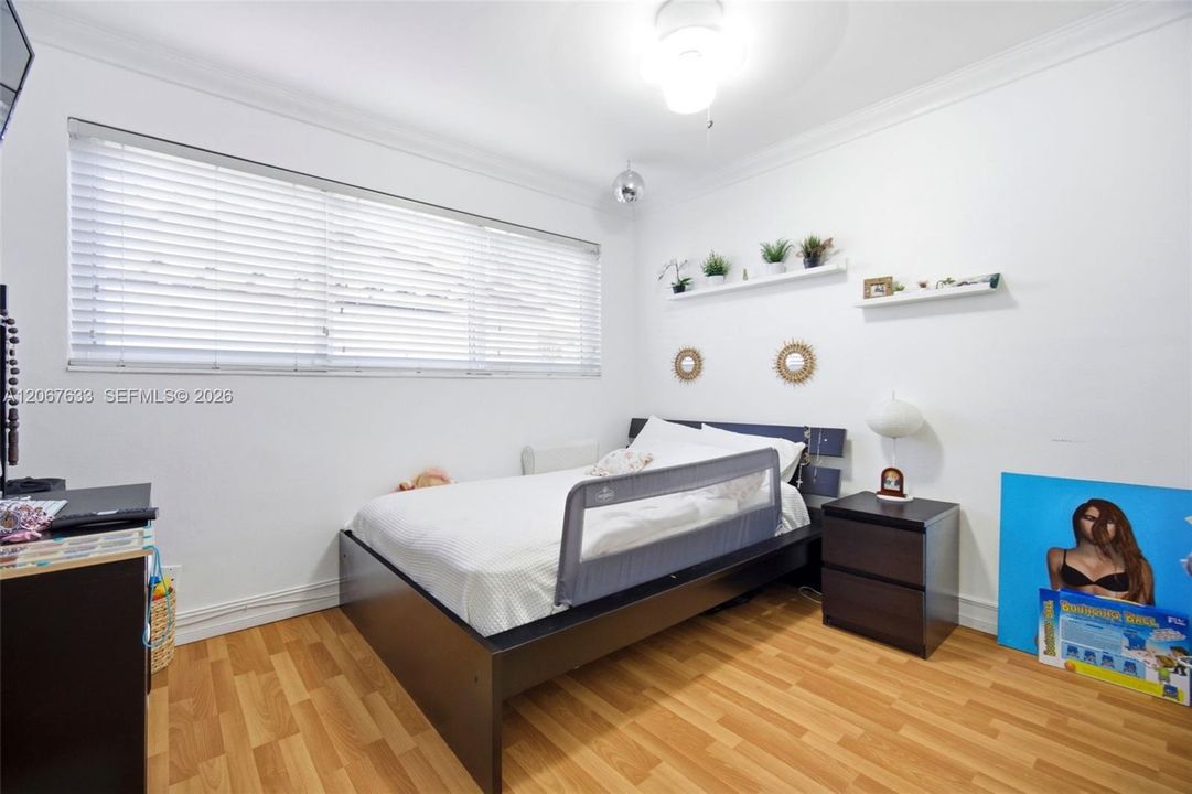 For Rent: $6,500 (3 beds, 2 baths, 2093 Square Feet)