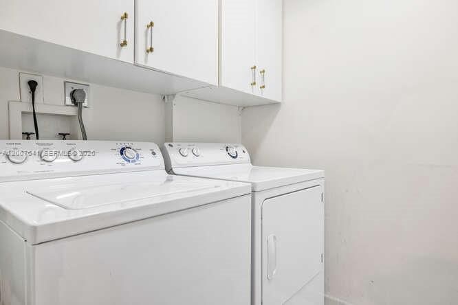 For Rent: $8,900 (3 beds, 3 baths, 2210 Square Feet)