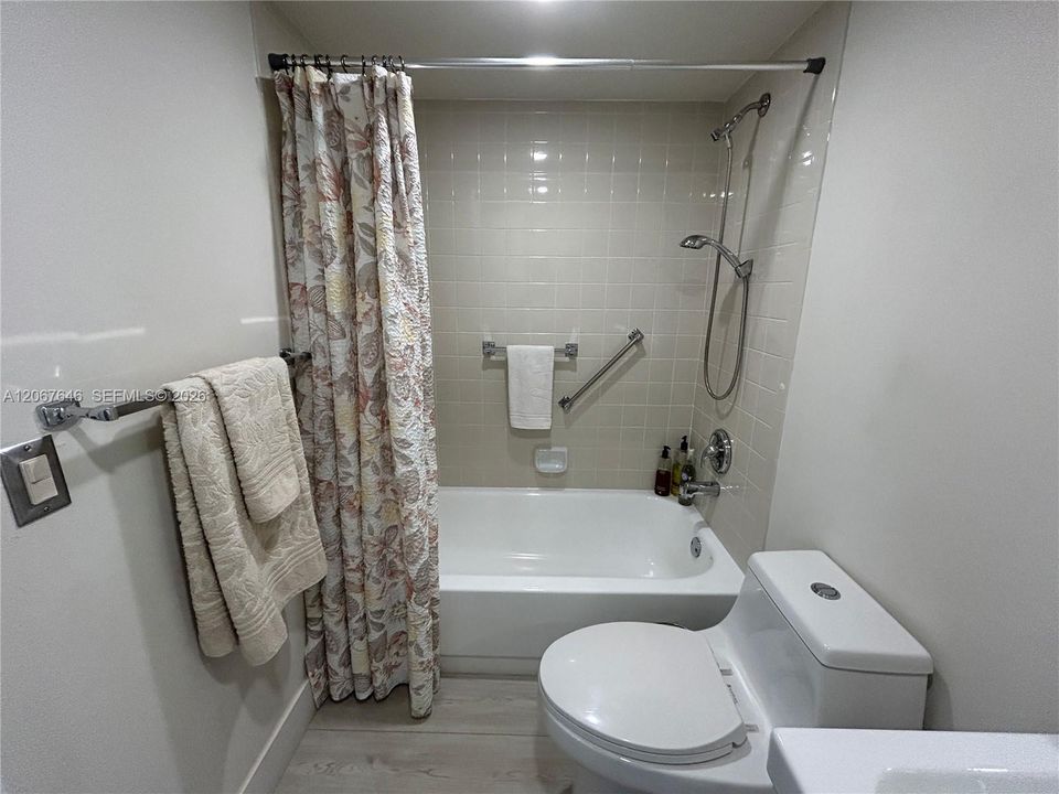 En Venta: $145,000 (2 camas, 2 baños, 815 Pies cuadrados)