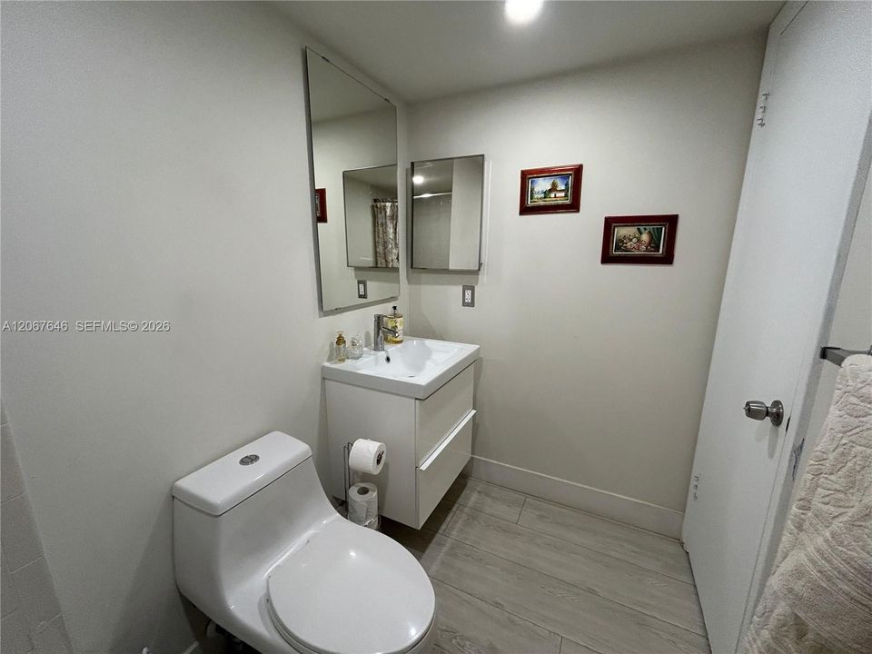 En Venta: $145,000 (2 camas, 2 baños, 815 Pies cuadrados)