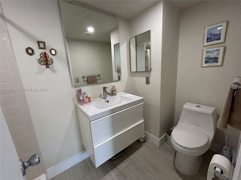 En Venta: $145,000 (2 camas, 2 baños, 815 Pies cuadrados)