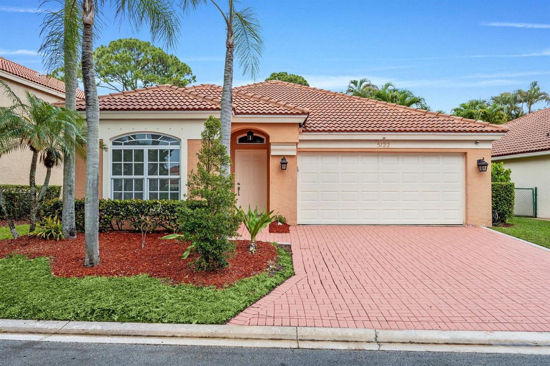 1-web-or-mls-A7405756