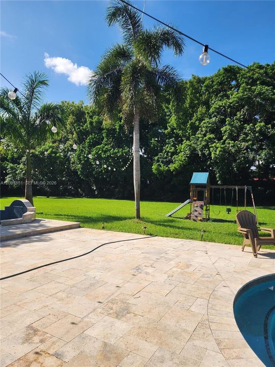 For Sale: $1,590,000 (5 beds, 3 baths, 2996 Square Feet)