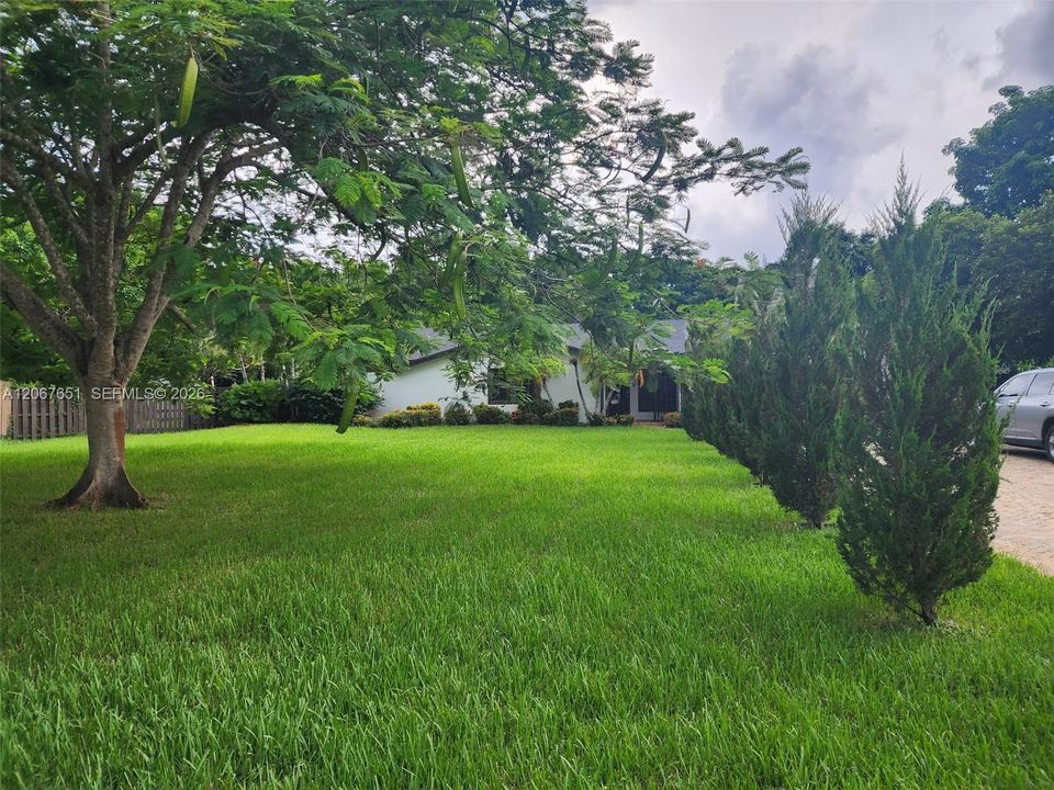 For Sale: $1,590,000 (5 beds, 3 baths, 2996 Square Feet)