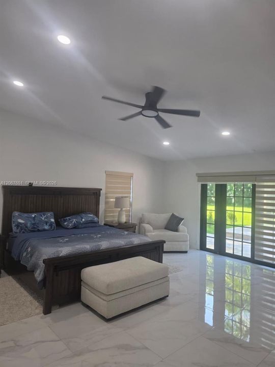 For Sale: $1,590,000 (5 beds, 3 baths, 2996 Square Feet)