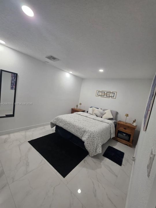 For Sale: $1,590,000 (5 beds, 3 baths, 2996 Square Feet)