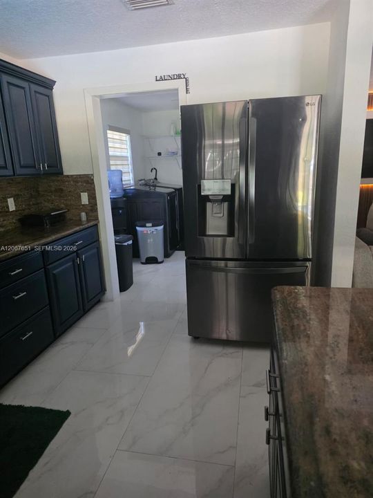 For Sale: $1,590,000 (5 beds, 3 baths, 2996 Square Feet)