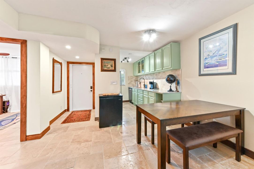 05 dining area 03