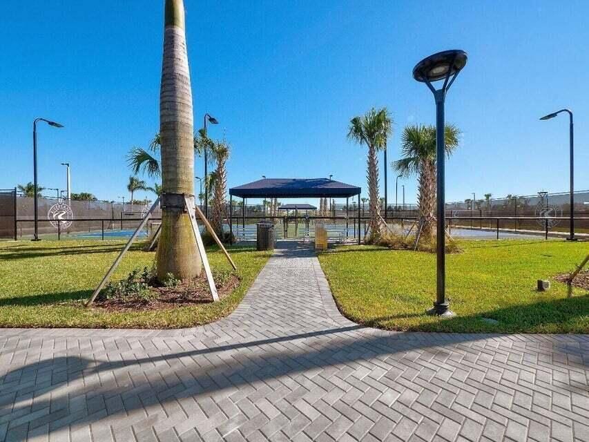 Riverland Amenities