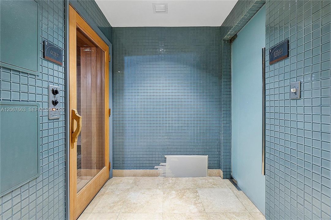 For Rent: $8,500 (3 beds, 3 baths, 1974 Square Feet)
