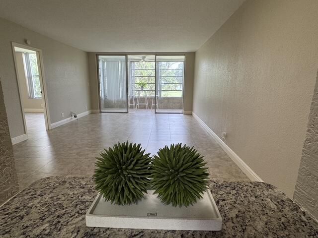 204U view from kitchen