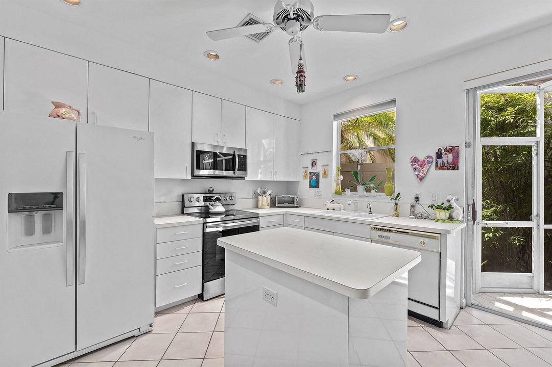 013-5195Northwest25thWay-BocaRaton-FL-33