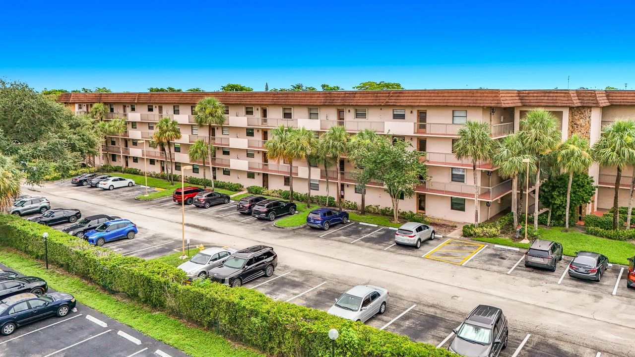4970 E Sabal Palm Boulevard #412-4