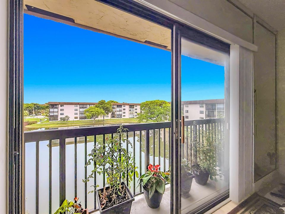 4970 E Sabal Palm Boulevard #412-70