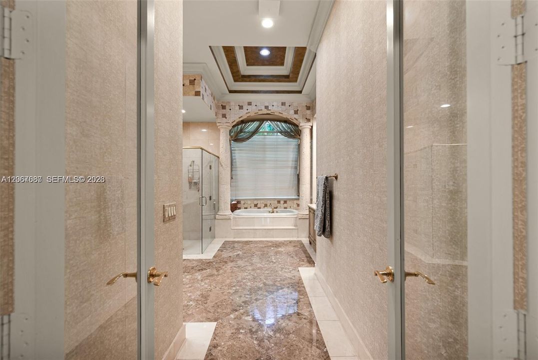 For Rent: $13,000 (4 beds, 3 baths, 3610 Square Feet)