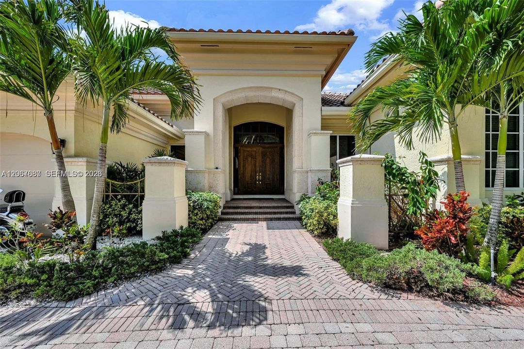 For Rent: $13,000 (4 beds, 3 baths, 3610 Square Feet)