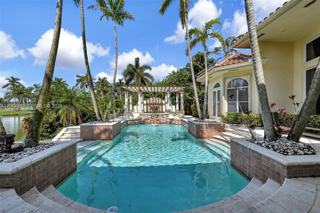 For Rent: $13,000 (4 beds, 3 baths, 3610 Square Feet)