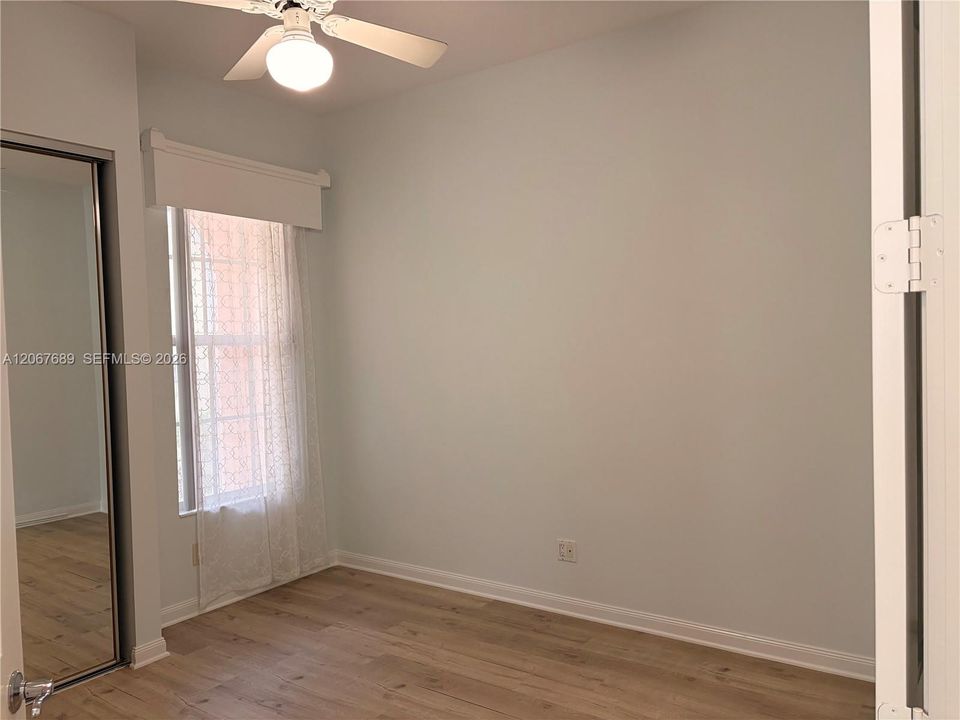 В аренду: $3,500 (3 спален, 2 ванн, 1688 Квадратных фут)