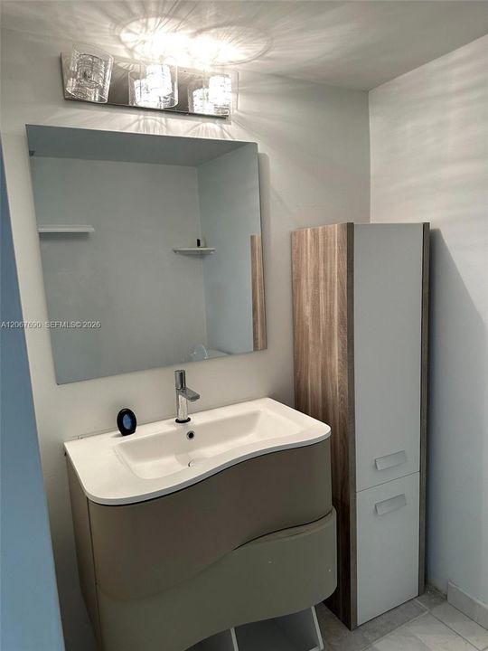 En Venta: $239,900 (1 camas, 1 baños, 1000 Pies cuadrados)
