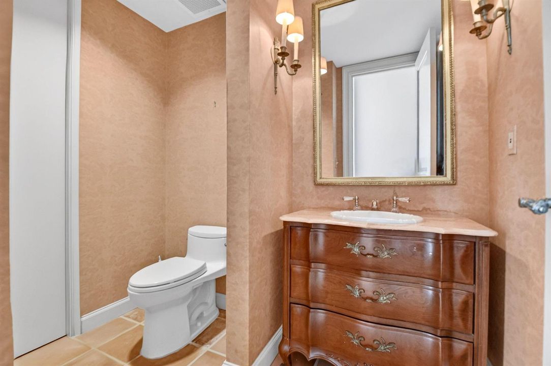 Powder room