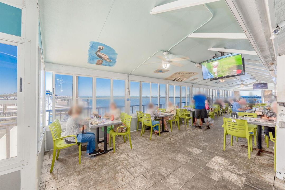 806 Indian River Dr, Sebastian, FL 32958