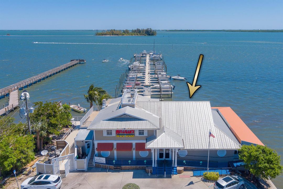 806 Indian River Dr, Sebastian, FL 32958