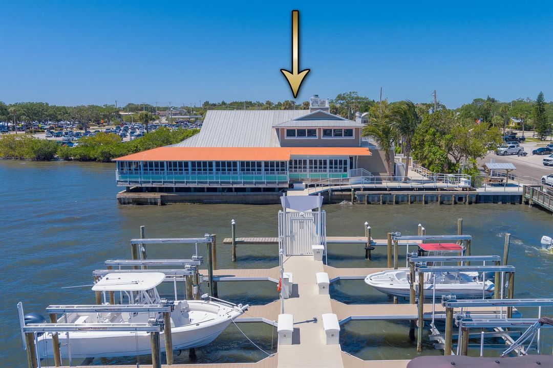 806 Indian River Dr, Sebastian, FL 32958