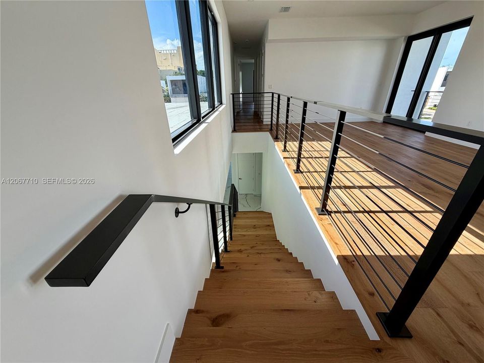For Sale: $3,250,000 (6 beds, 6 baths, 5293 Square Feet)