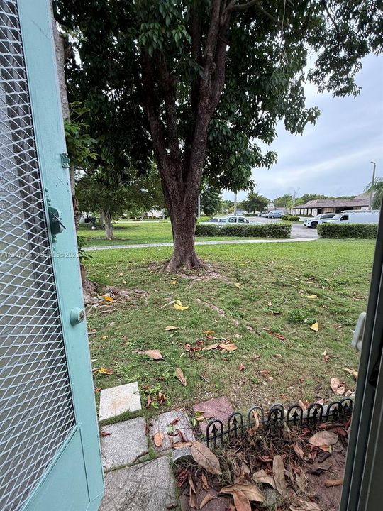 For Sale: $268,000 (2 beds, 2 baths, 1110 Square Feet)