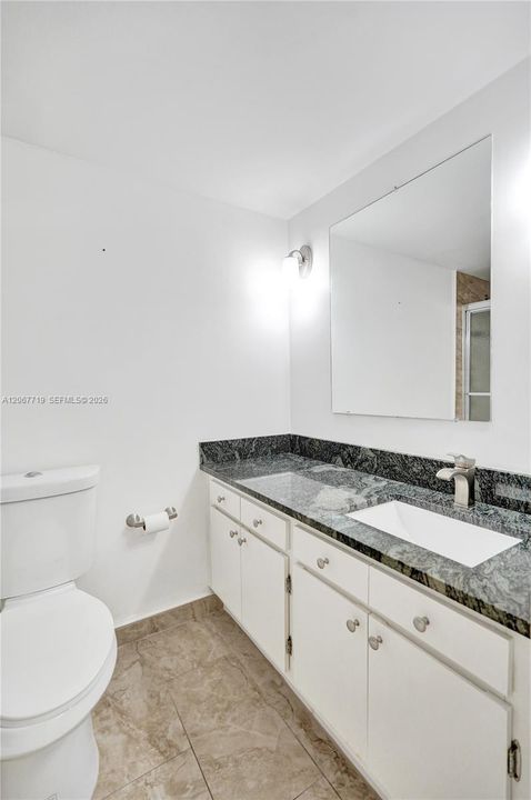 For Sale: $245,900 (2 beds, 2 baths, 1064 Square Feet)