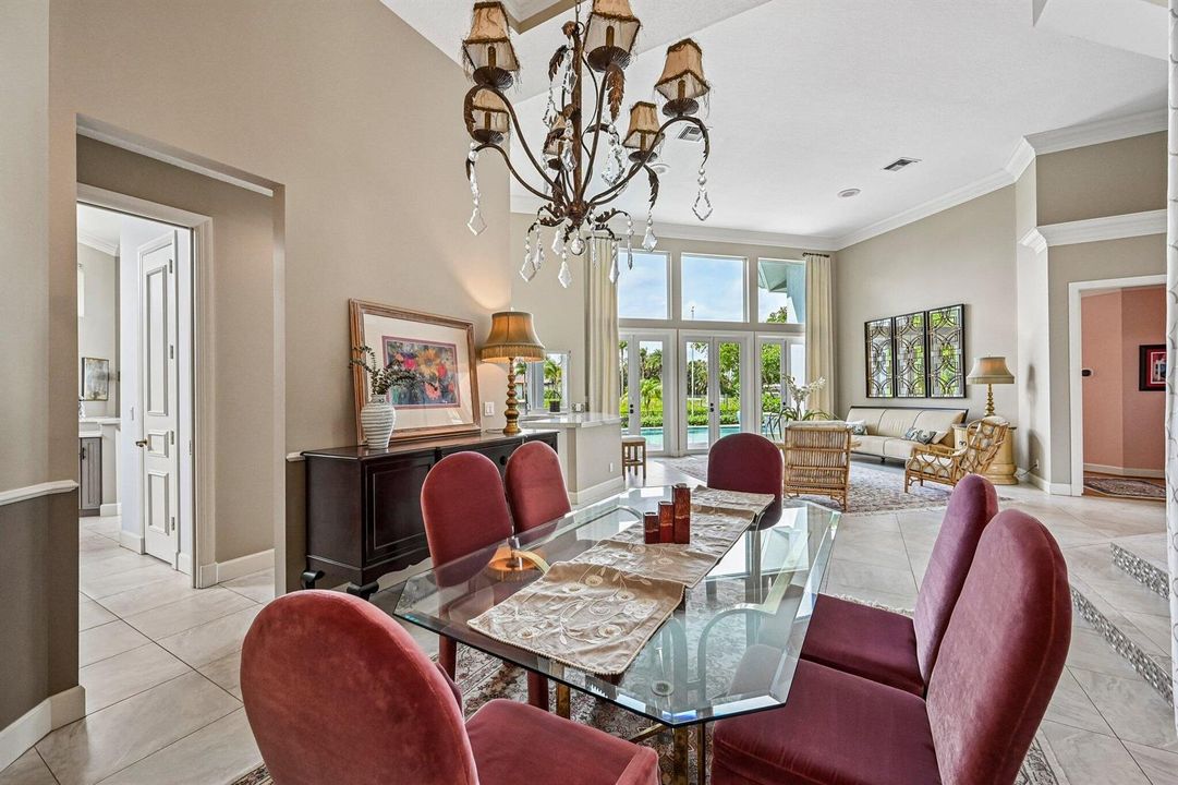 Formal Dining