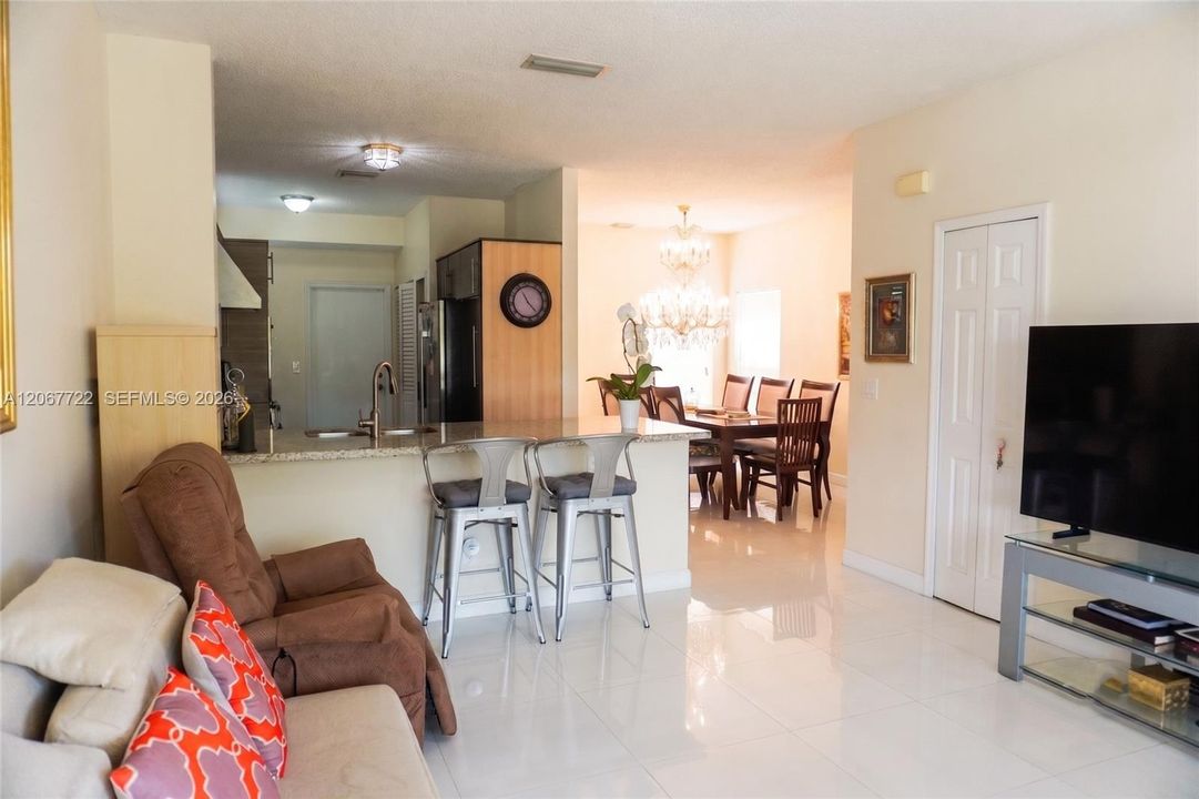 For Sale: $648,900 (3 beds, 2 baths, 1660 Square Feet)