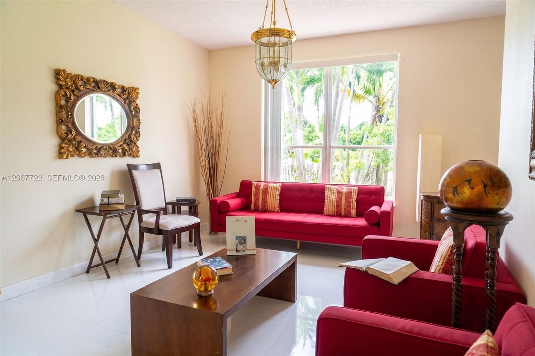 For Sale: $648,900 (3 beds, 2 baths, 1660 Square Feet)