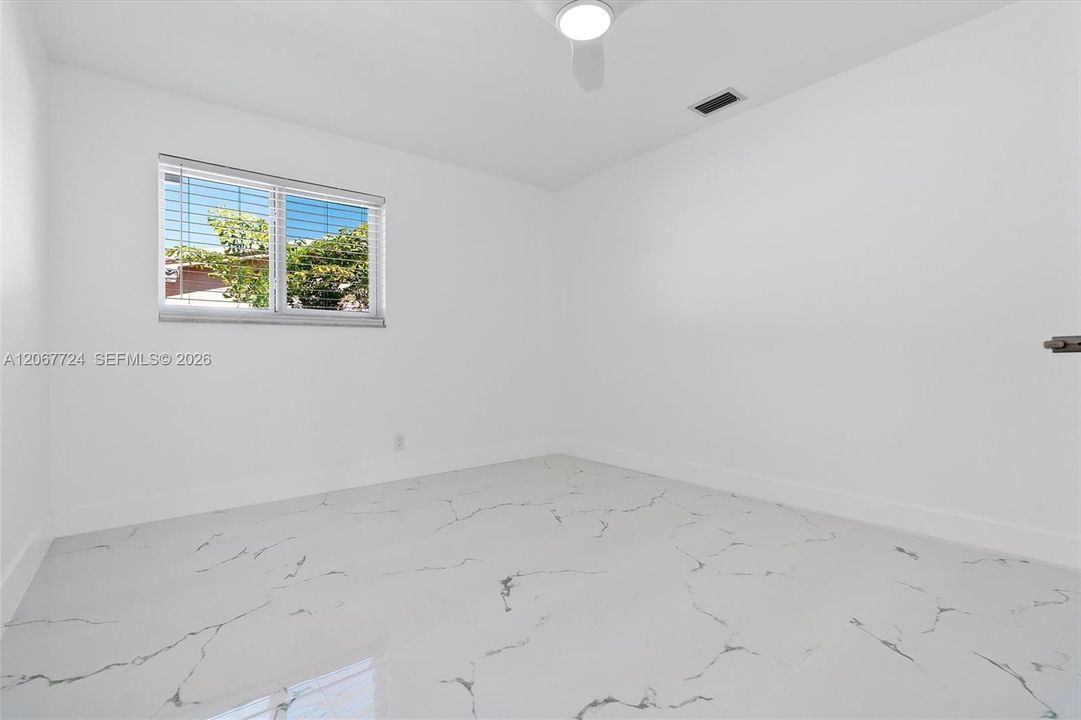 For Sale: $1,199,000 (3 beds, 2 baths, 1663 Square Feet)