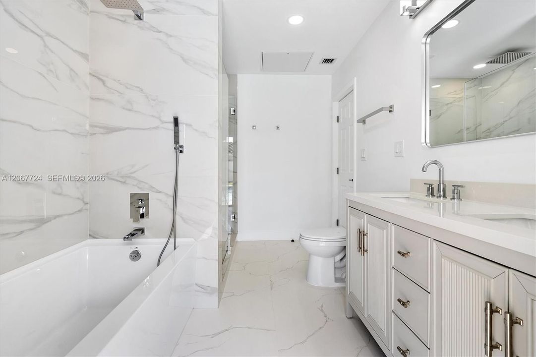 For Sale: $1,199,000 (3 beds, 2 baths, 1663 Square Feet)