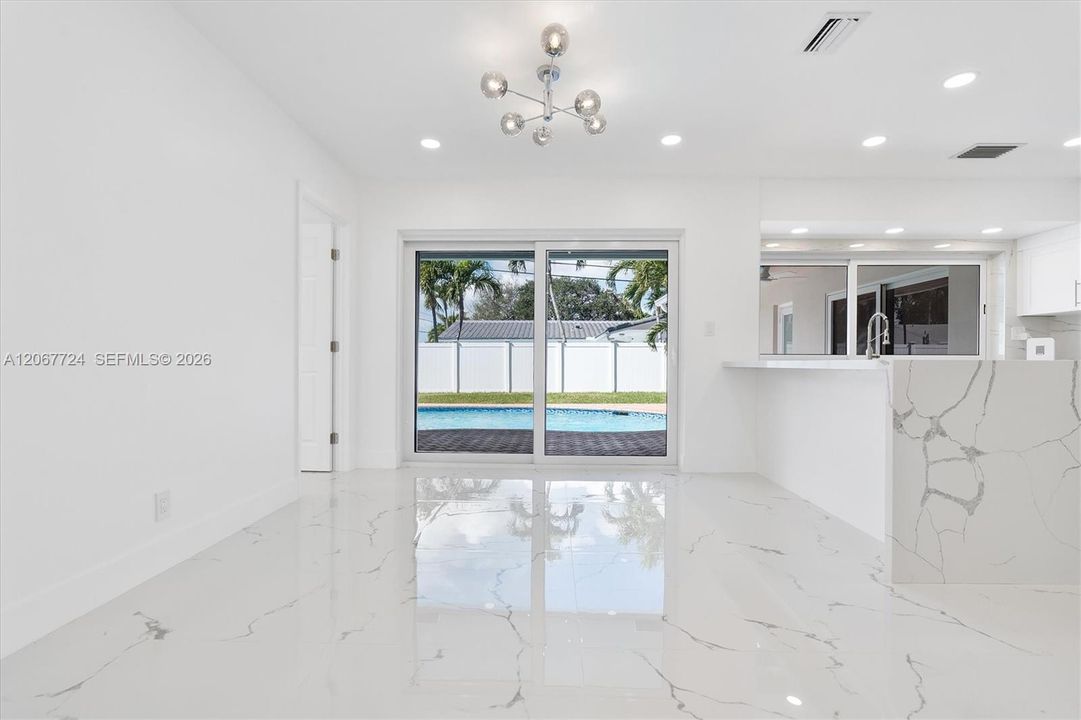 For Sale: $1,199,000 (3 beds, 2 baths, 1663 Square Feet)