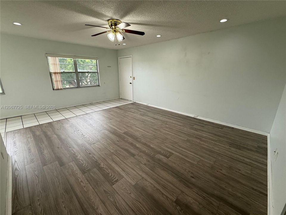 For Rent: $1,750 (2 beds, 2 baths, 1166 Square Feet)