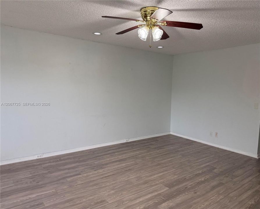 For Rent: $1,750 (2 beds, 2 baths, 1166 Square Feet)