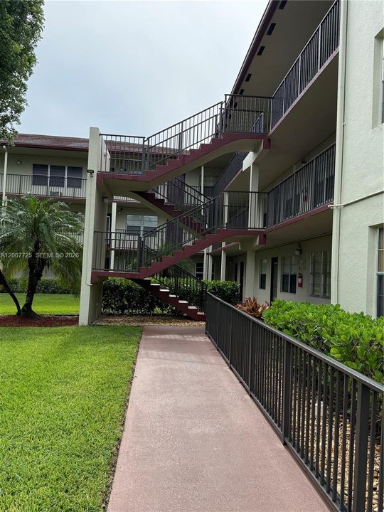 For Rent: $1,750 (2 beds, 2 baths, 1166 Square Feet)