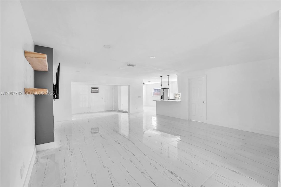 En Venta: $625,000 (3 camas, 2 baños, 1623 Pies cuadrados)