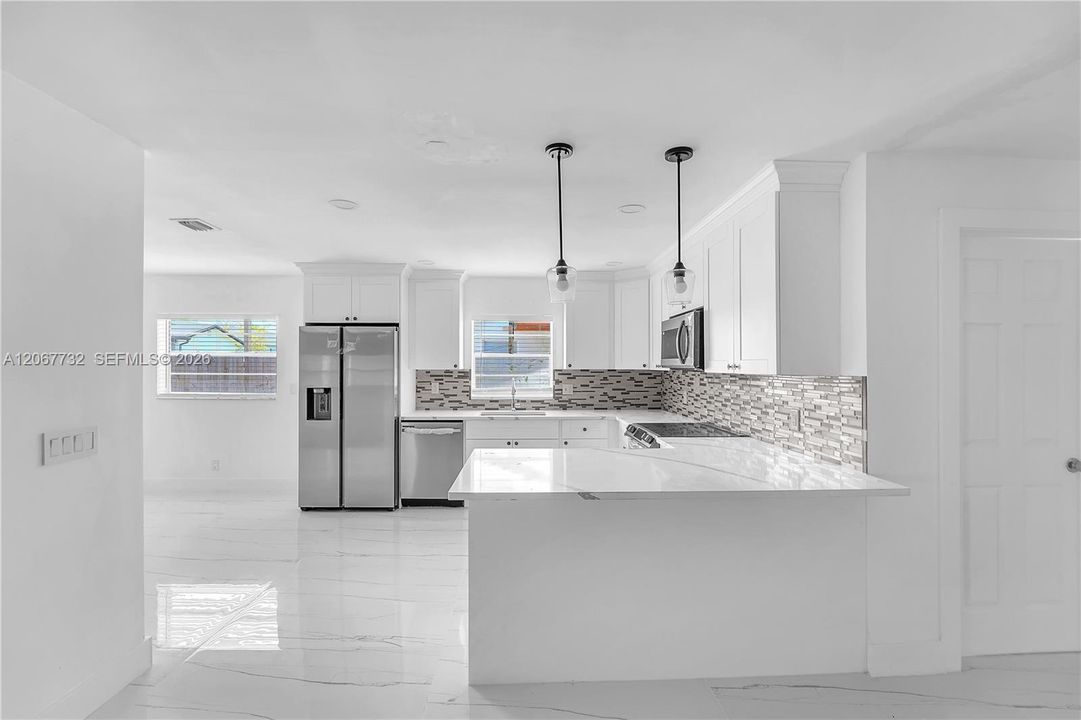 En Venta: $625,000 (3 camas, 2 baños, 1623 Pies cuadrados)